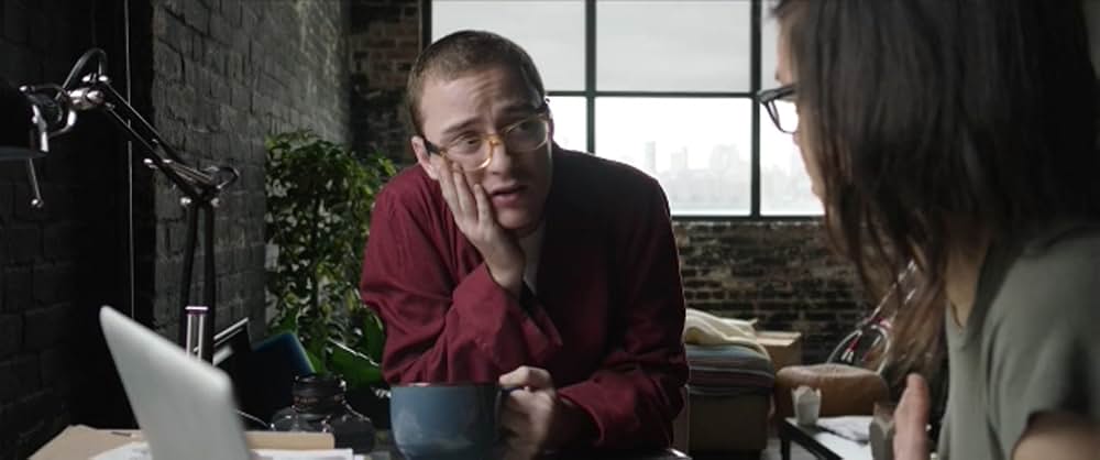 フリー・ザ・ニップル（原題）の画像