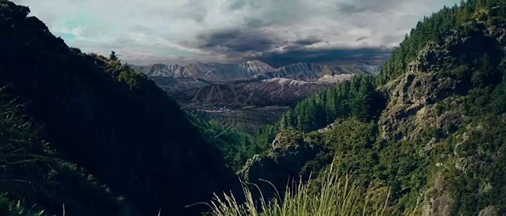 死の谷間の画像