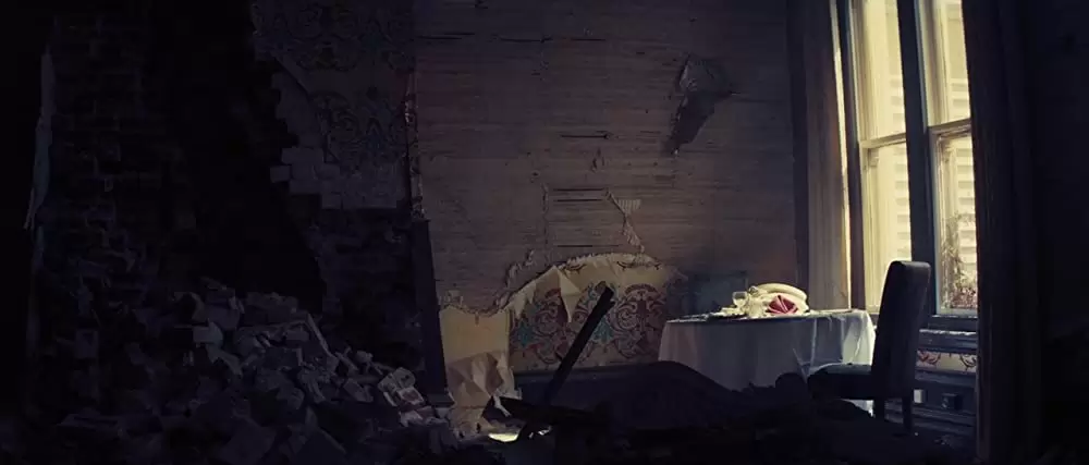 死の谷間の画像