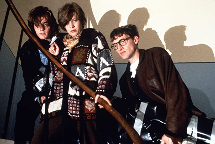 シャロウ・グレイブの画像