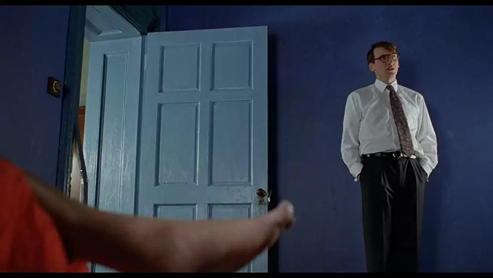 シャロウ・グレイブの画像