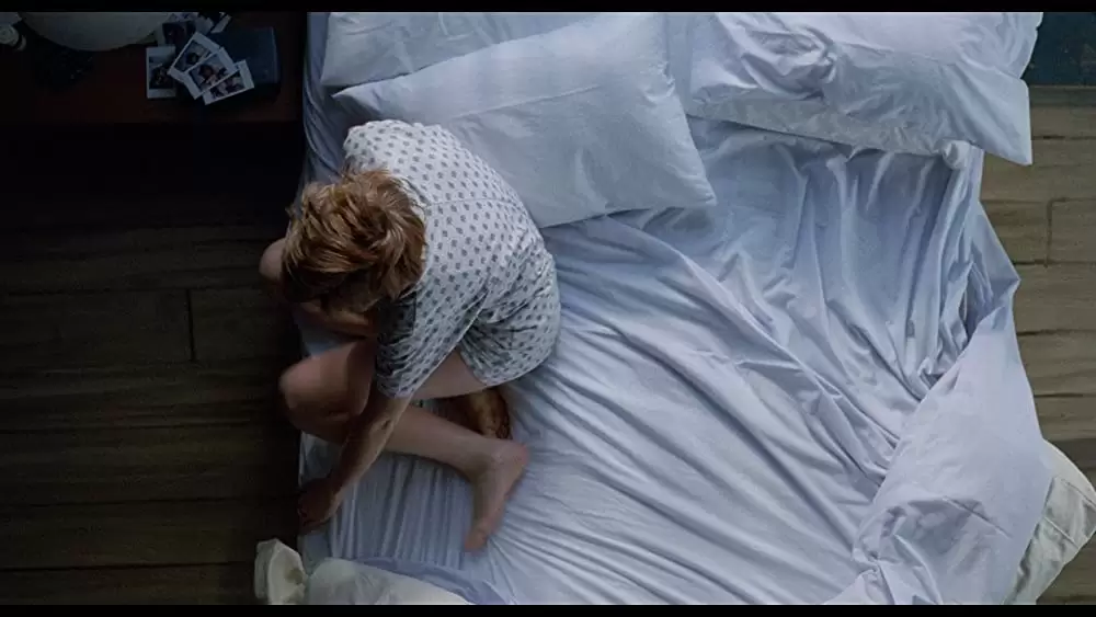 シャロウ・グレイブの画像