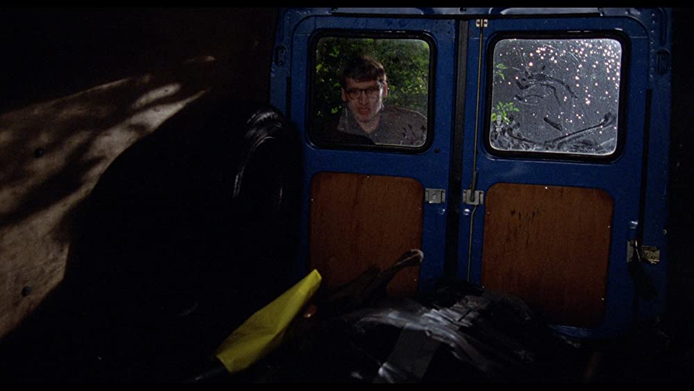 シャロウ・グレイブの画像