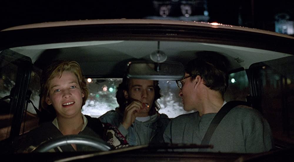 シャロウ・グレイブの画像