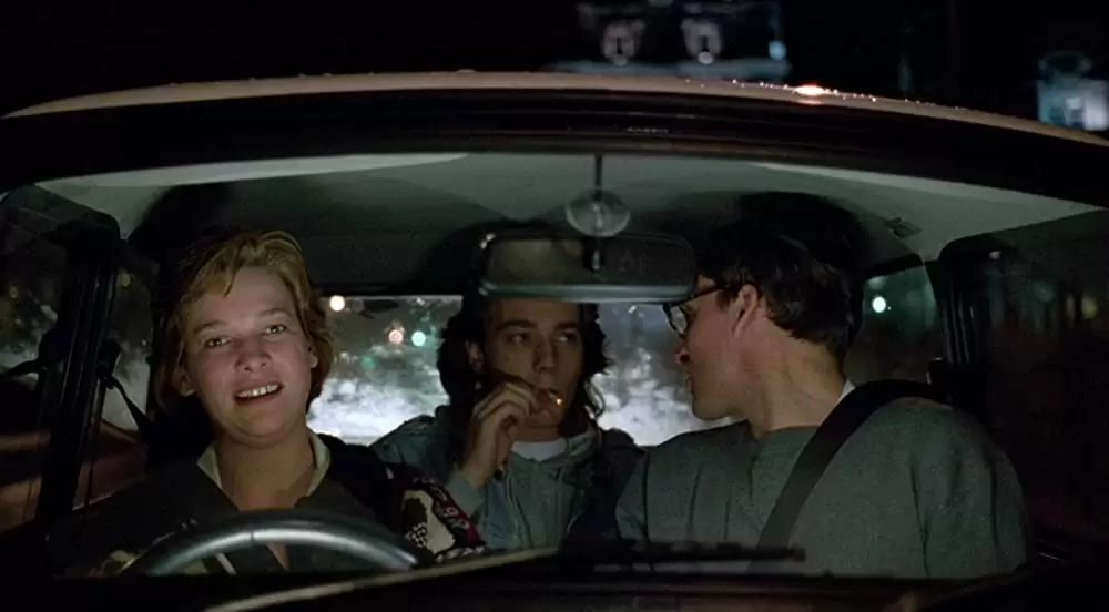 シャロウ・グレイブの画像