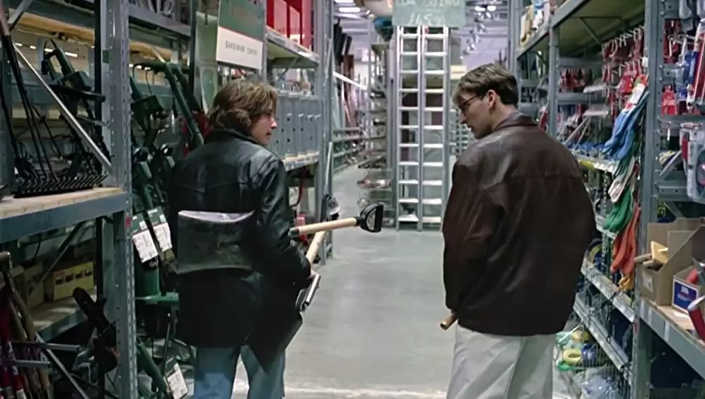 シャロウ・グレイブの画像