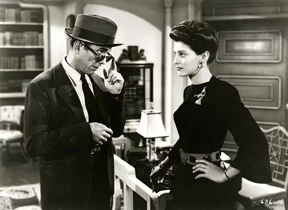 「三つ数えろ」ハンフリー・ボガート & Sonia Darrinの画像