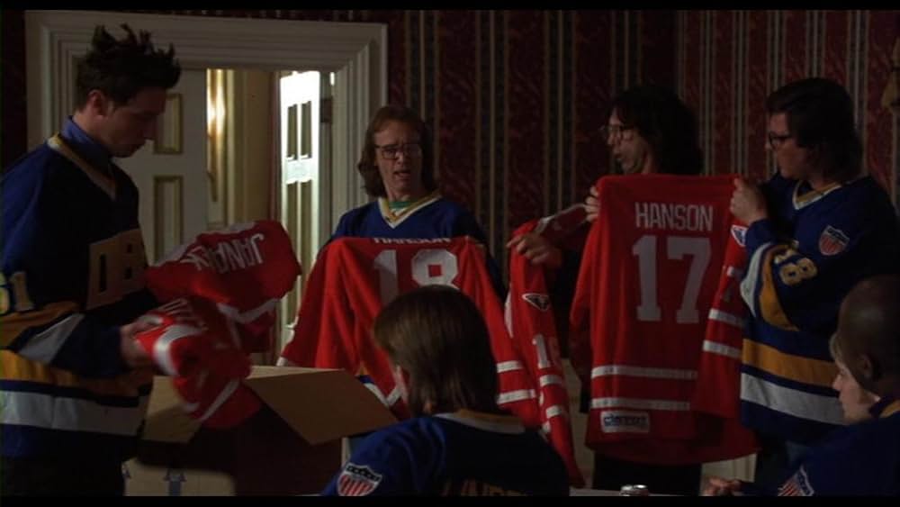 スラップ・ショット2の画像