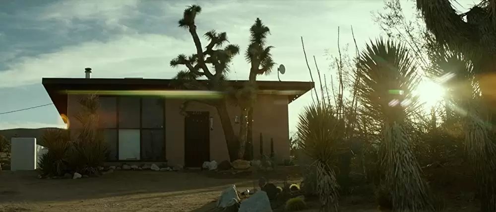 イングリッド ネットストーカーの女の画像