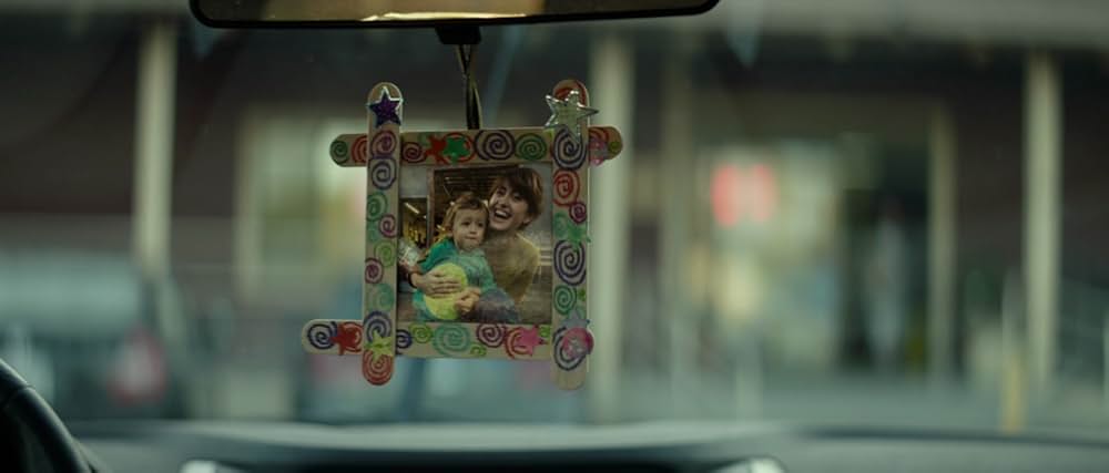 イングリッド ネットストーカーの女の画像