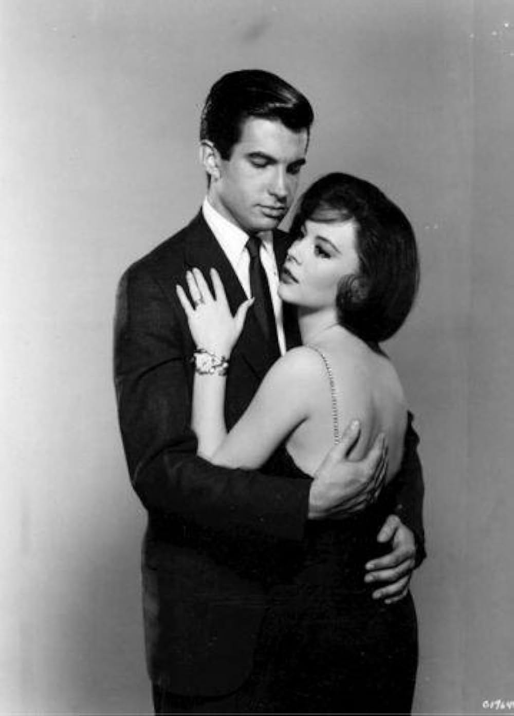 夜が泣いているの画像