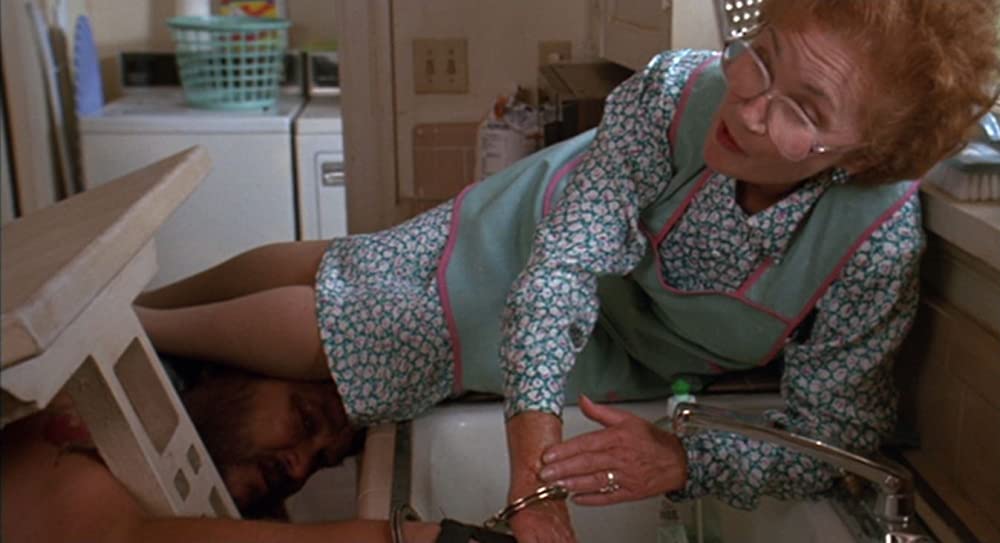 刑事ジョー ママにお手上げの画像