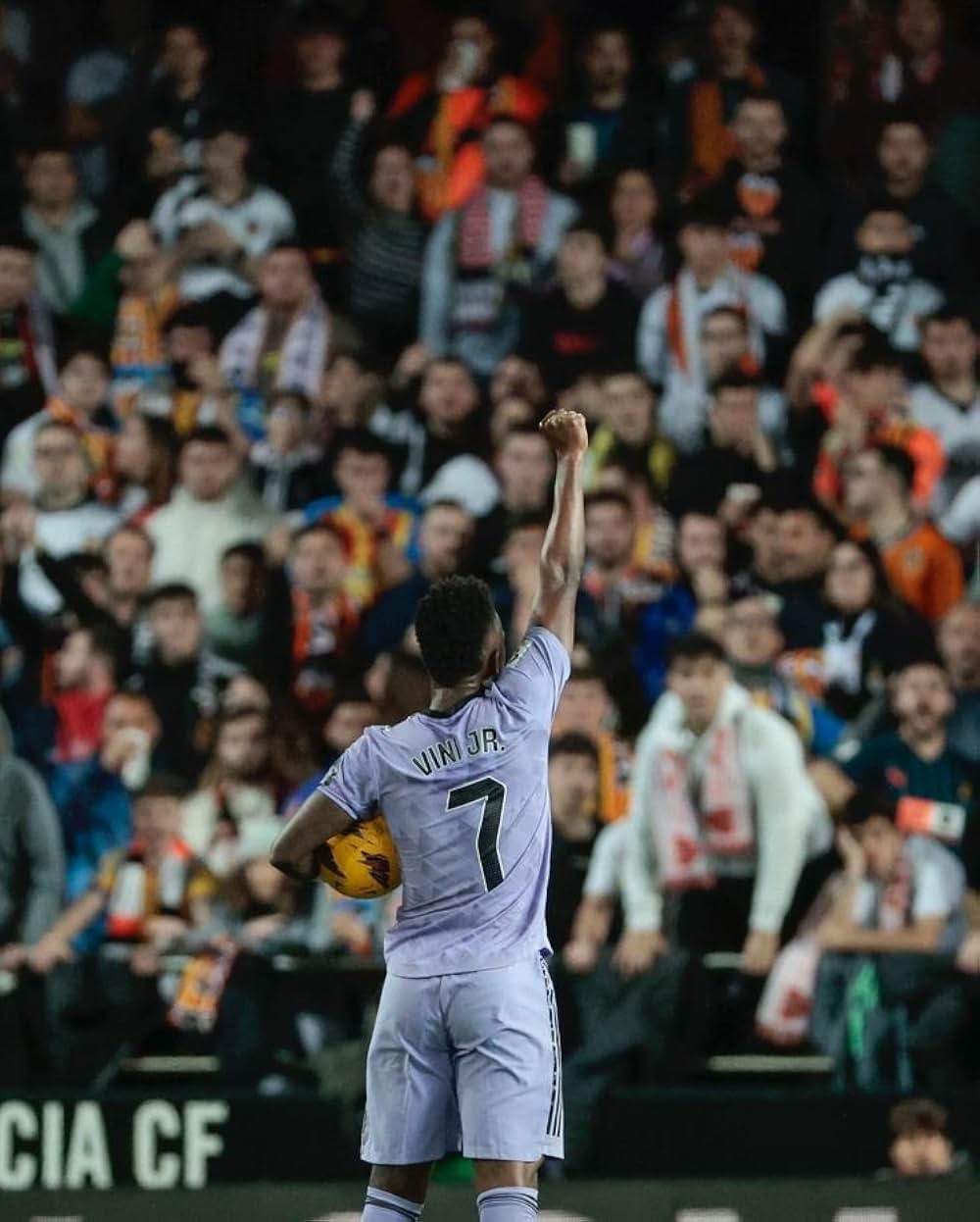 バイラ、ヴィニ: 不屈のゲームチェンジャーの画像