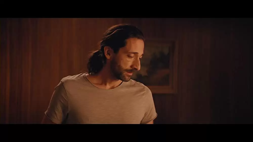 「バレット・ヘッド／キラー・ドッグ」エイドリアン・ブロディの画像