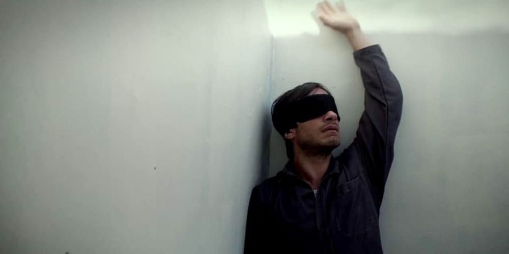 Rosewater（原題）の画像