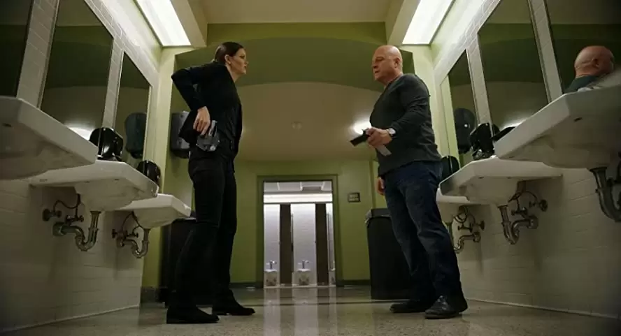 「10ミニッツ」マイケル・チクリス & リディア・ハルの画像