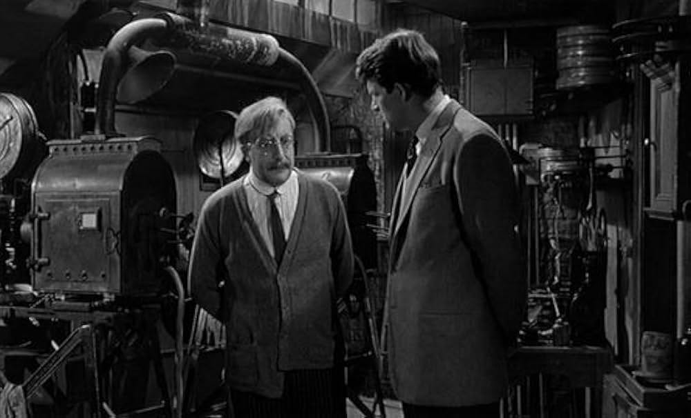 ピーター・セラーズの地上最小のショウの画像