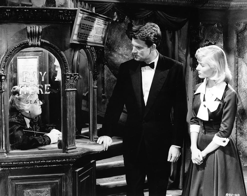 ピーター・セラーズの地上最小のショウの画像