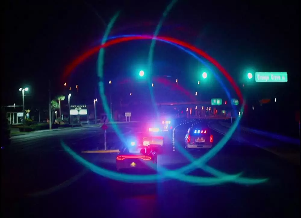 WAVES／ウェイブスの画像