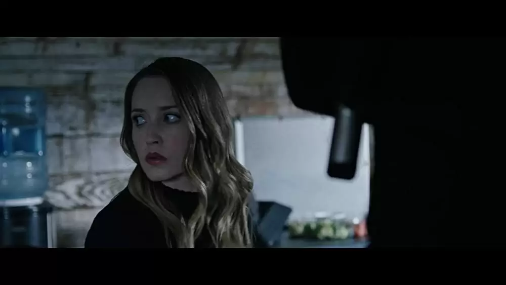 「⼭猫は眠らない8 暗殺者の終幕」ライアン・ロビンス & エミリー・テナントの画像