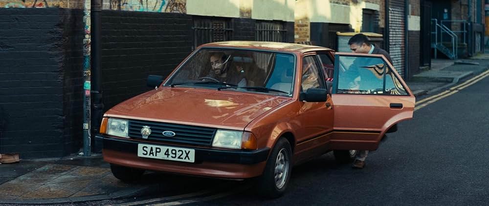 ディープ・カバー ～即興潜入捜査～の画像