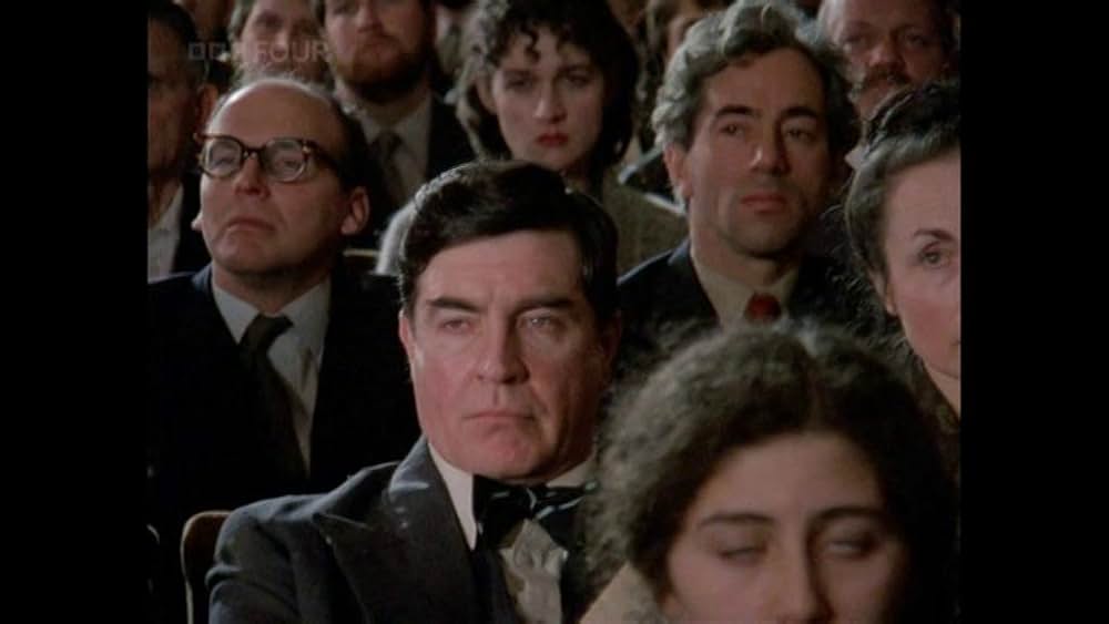 イングリッシュマン・アブロード（原題）の画像