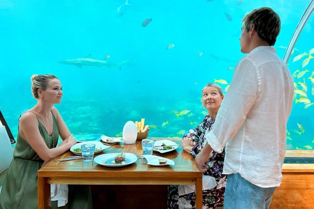 楽園ロマンス 伝説の海と2人の冒険の画像