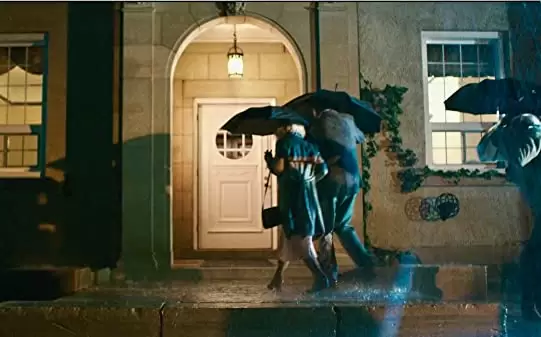 まったく同じ3人の他人/同じ遺伝子の3人の他人の画像