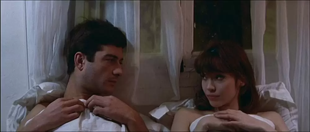 女は女であるの画像