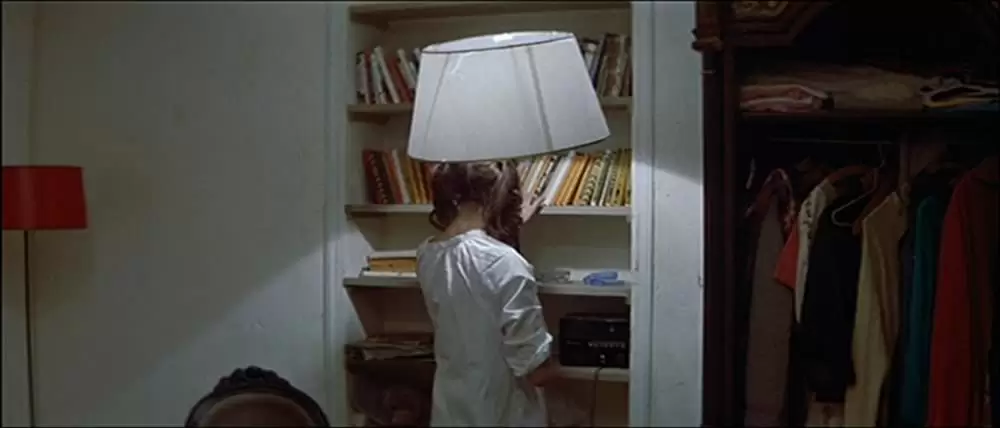 女は女であるの画像