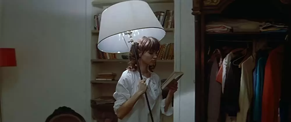 女は女であるの画像