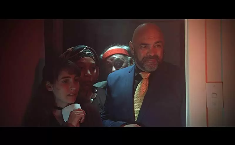 キラーソファの画像