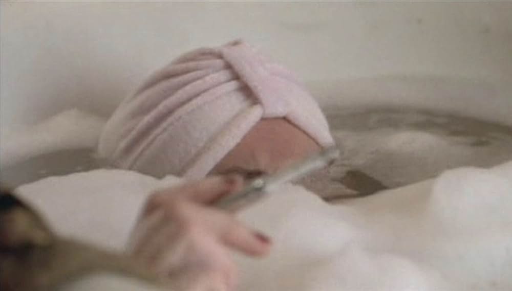 The Annihilation of Fish（原題）の画像