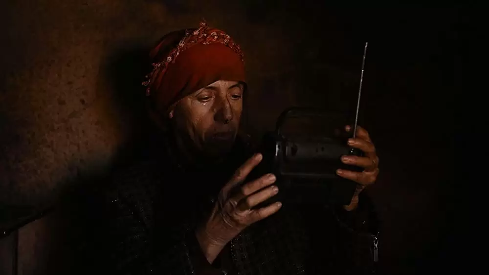 ハニーランド 永遠の谷の画像