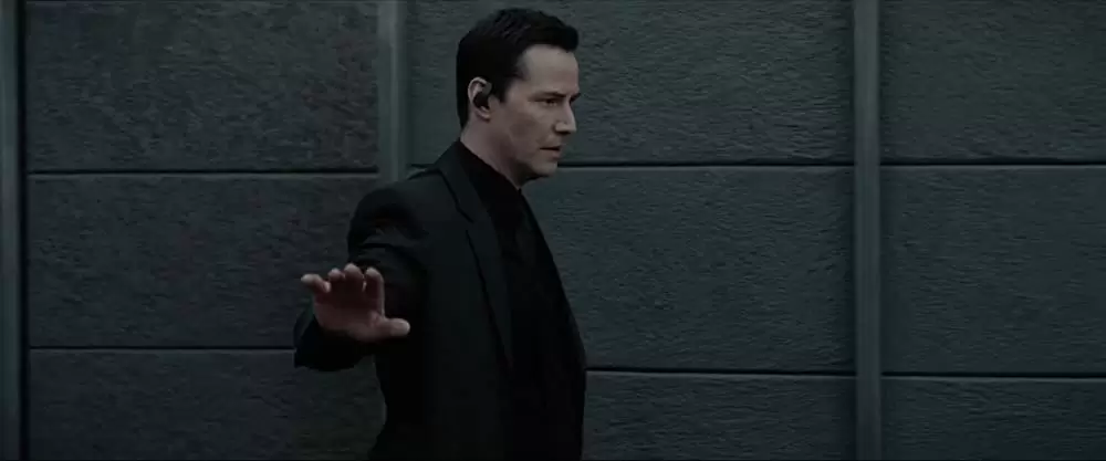 キアヌ・リーブス ファイティング・タイガーの画像