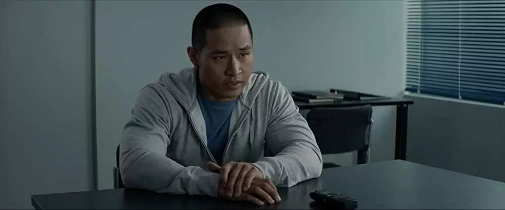 キアヌ・リーブス ファイティング・タイガーの画像