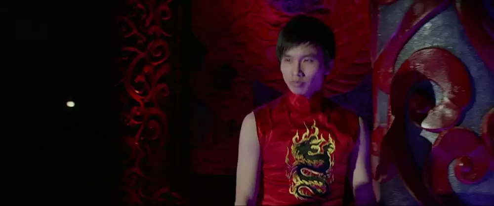 キアヌ・リーブス ファイティング・タイガーの画像