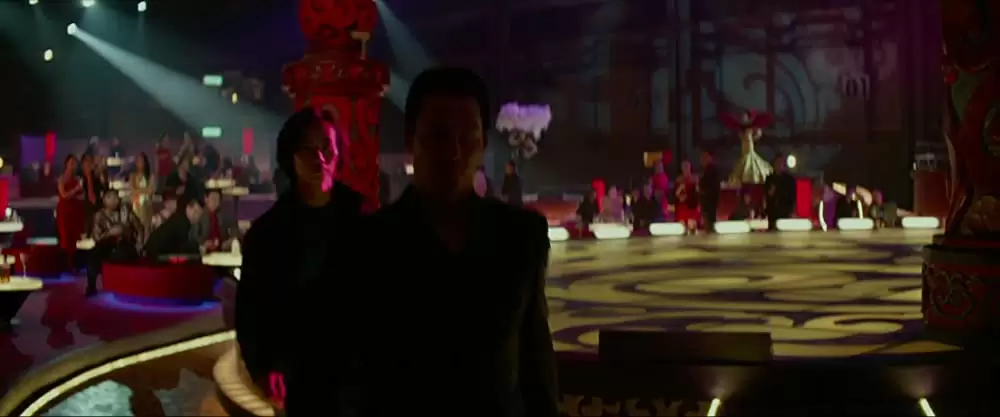 キアヌ・リーブス ファイティング・タイガーの画像