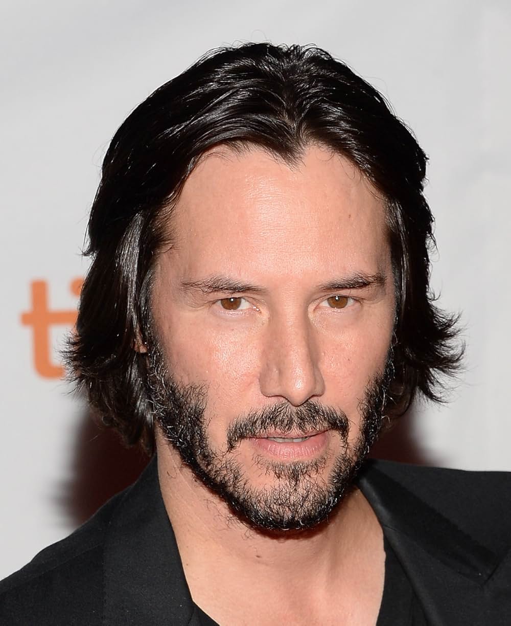 キアヌ・リーブス ファイティング・タイガーの画像