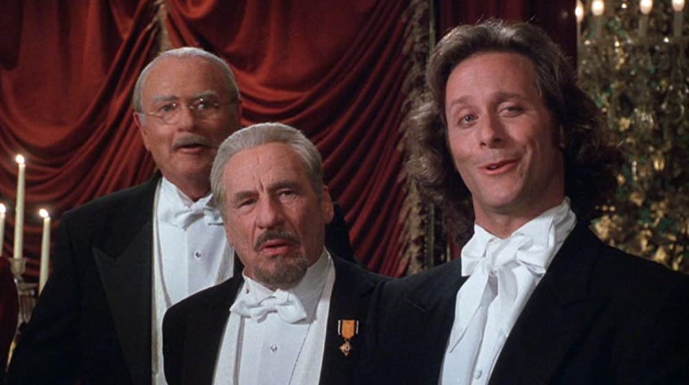 レスリー・ニールセンの ドラキュラの画像