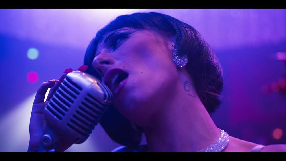 闇に棲むものの画像