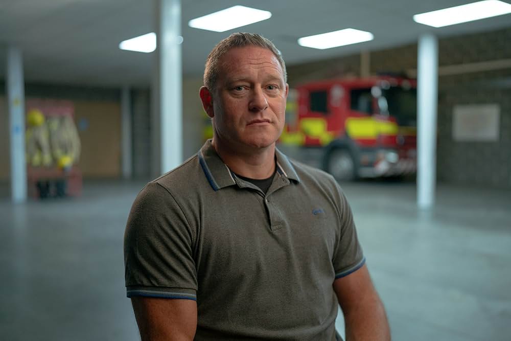 グレンフェル・タワーの悲劇: 焼失した高層住宅とくすぶる火種の画像