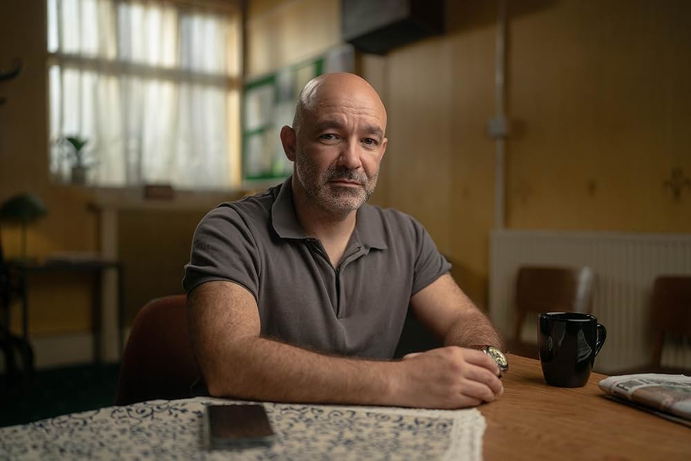 グレンフェル・タワーの悲劇: 焼失した高層住宅とくすぶる火種の画像