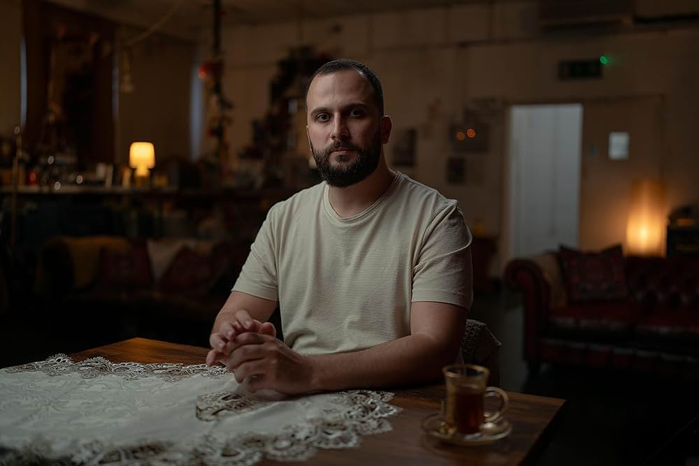 グレンフェル・タワーの悲劇: 焼失した高層住宅とくすぶる火種の画像