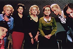 8人の女たちの画像