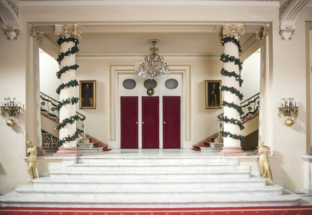 ロイヤル・クリスマス：恋する家庭教師の画像