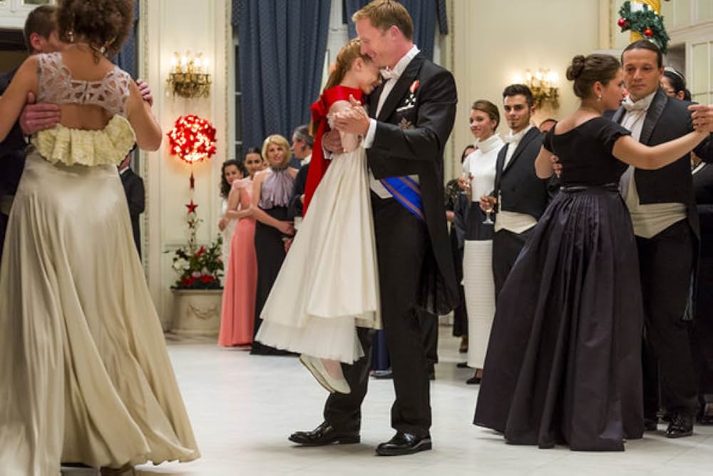 ロイヤル・クリスマス：恋する家庭教師の画像