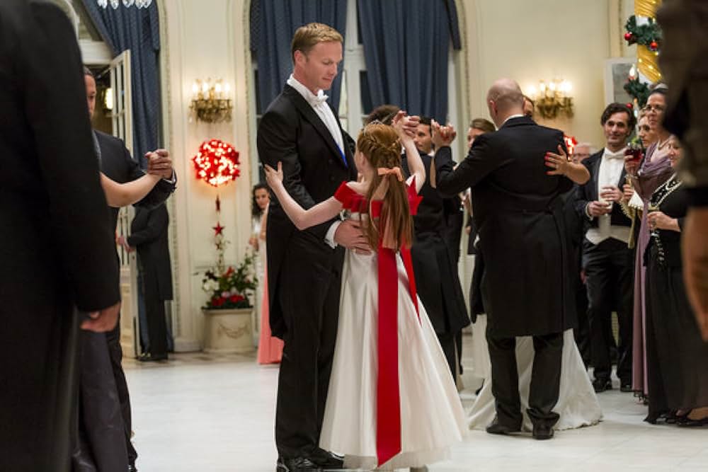 ロイヤル・クリスマス：恋する家庭教師の画像