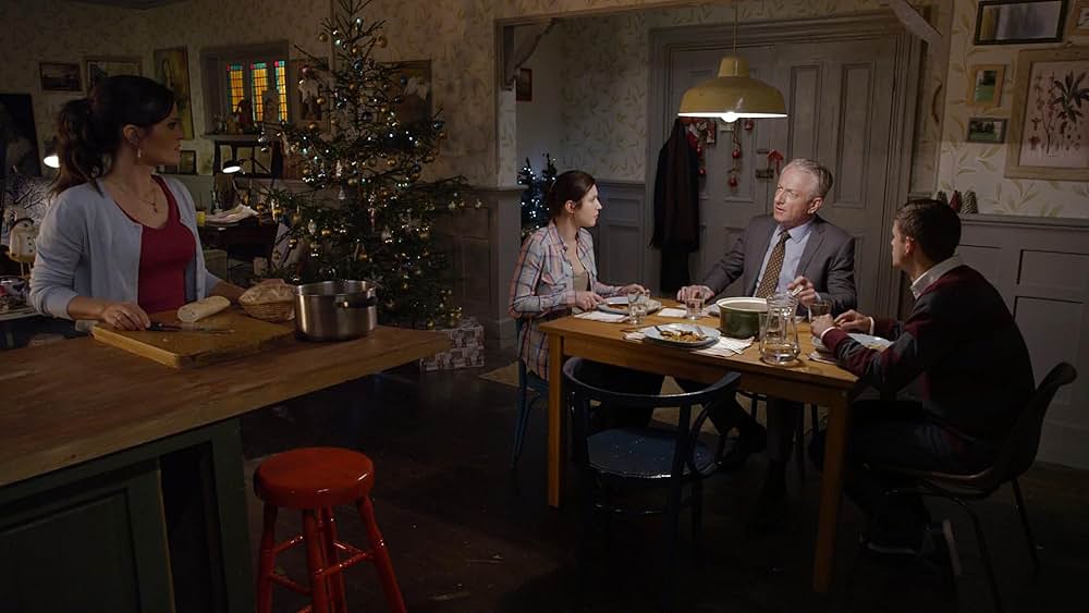 ロイヤル・クリスマス：恋する家庭教師の画像