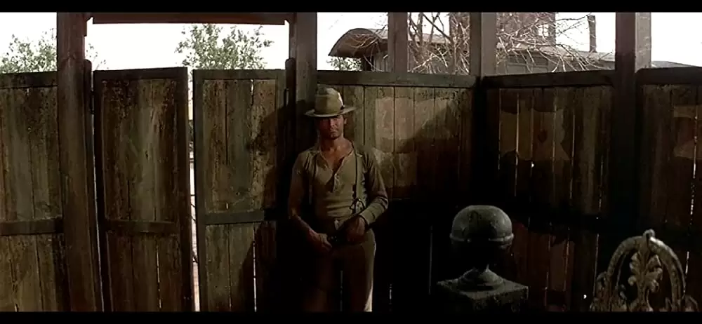 ミスター・ノーボディの画像